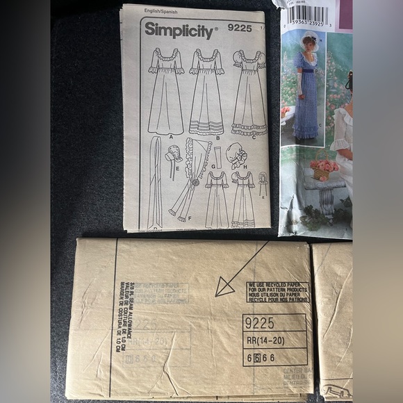 Simplicity Retro Costume Collection Regency Dress - Picture 5 of 7